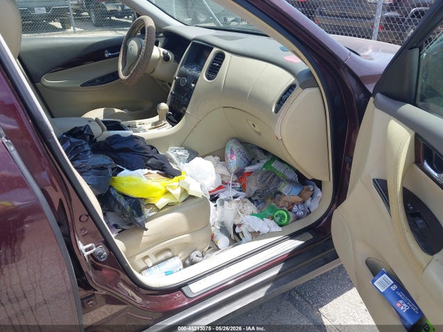 INFINITI Ex Journey