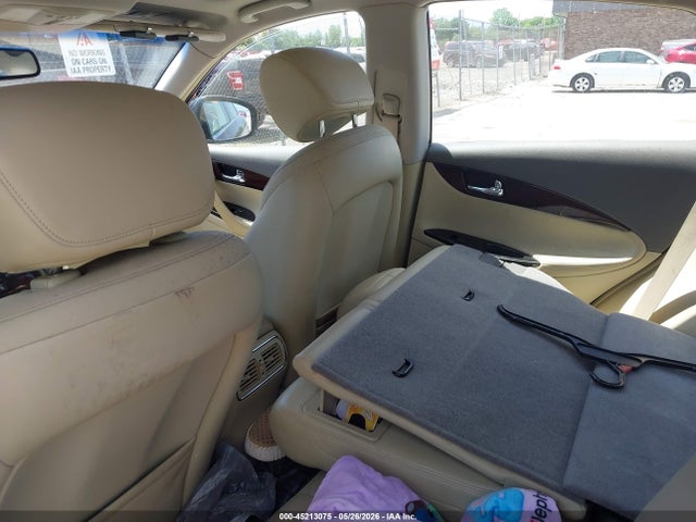 INFINITI Ex Journey