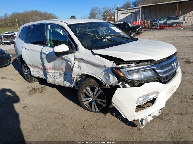 Salvage Honda Pilot Image