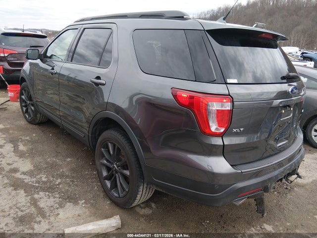 Ford Explorer Xlt