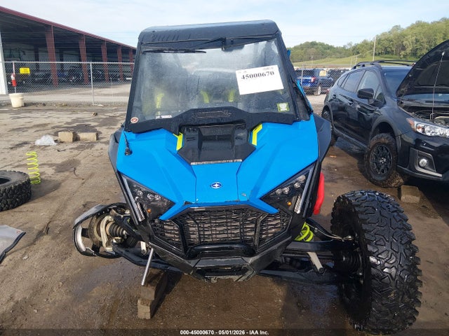 Polaris RZR Turbo R Premium Ride Command