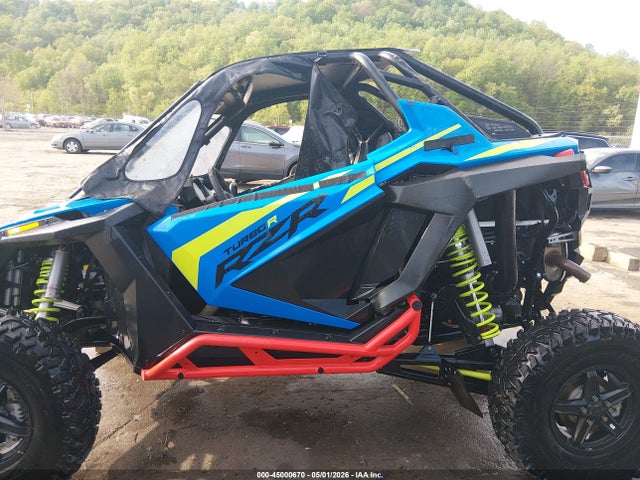 Polaris RZR Turbo R Premium Ride Command