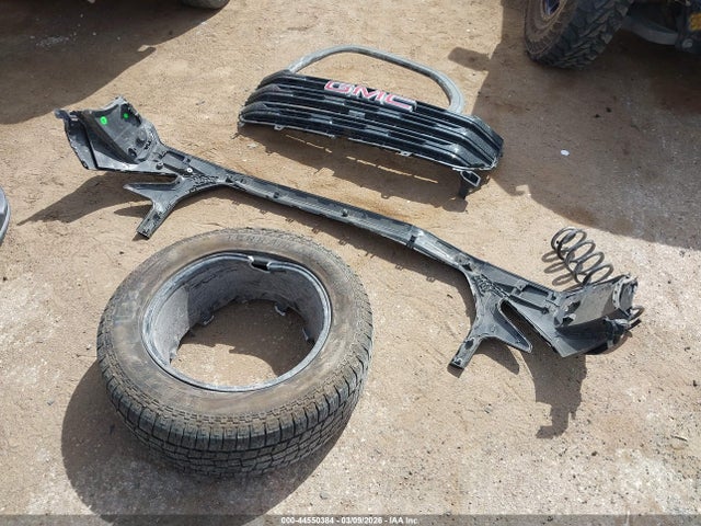GMC Sierra 1500 4wd  Short Box Elevation With 3sb