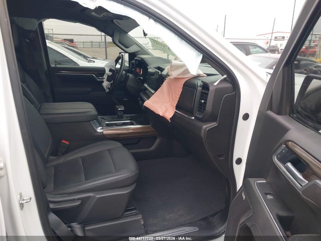 Chevrolet Silverado 1500 4wd  Short Bed Rst