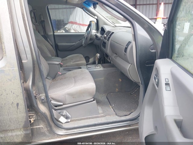Nissan Frontier Se