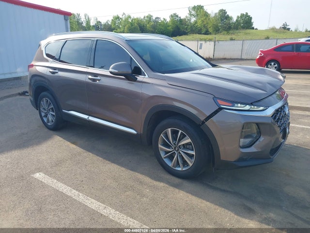 Salvage Hyundai SANTA FE Image