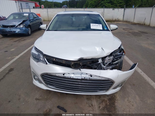 Toyota Avalon Hybrid Limited