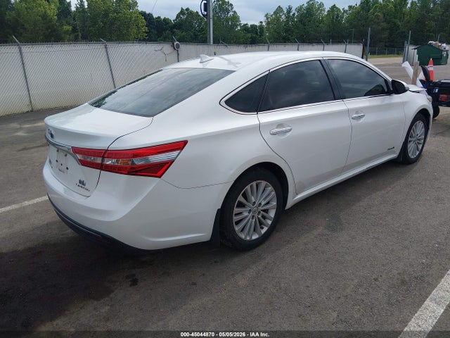 Toyota Avalon Hybrid Limited