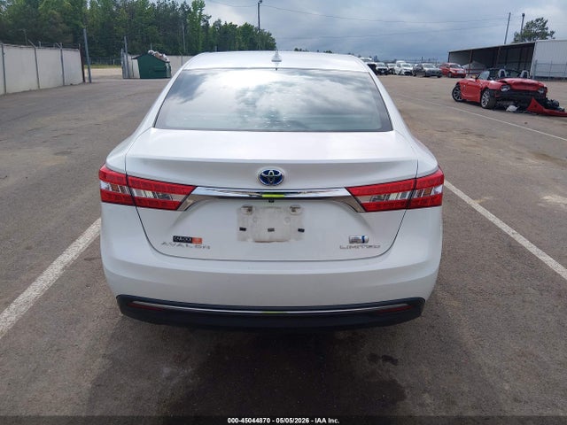 Toyota Avalon Hybrid Limited