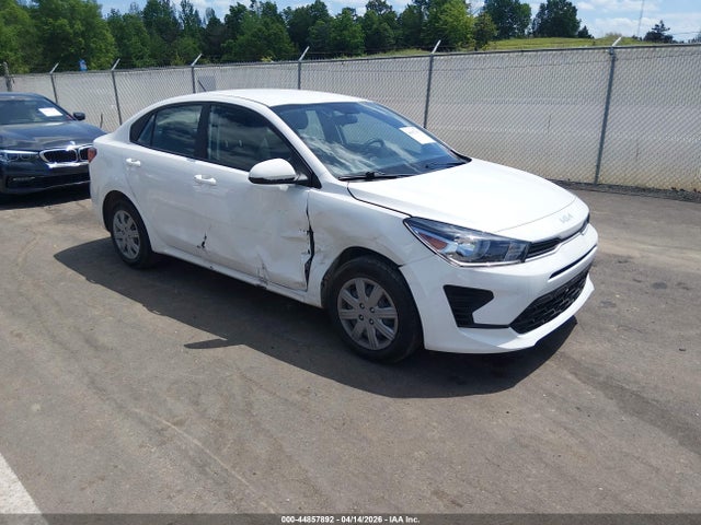 Salvage Kia Rio Image