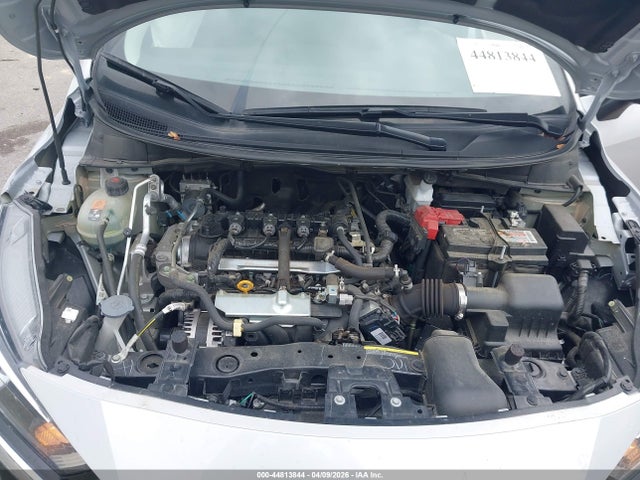 Nissan Versa 1.6 Sv