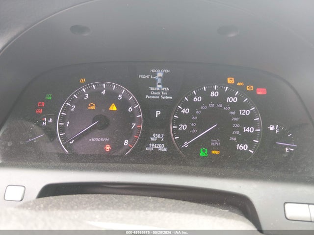 Lexus LS