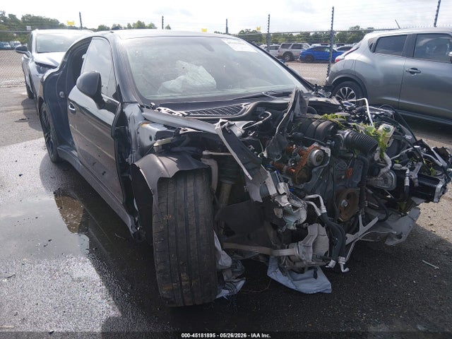 Salvage Porsche Panamera Image