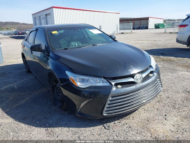 Salvage Toyota Camry Image