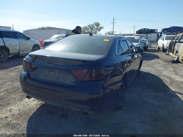 Toyota Camry Xle V6