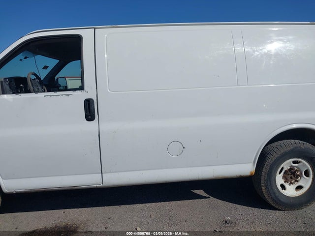 GMC Savana Work Van