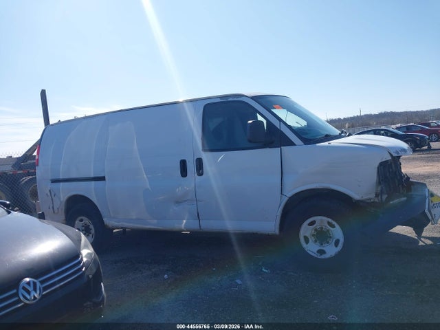 GMC Savana Work Van