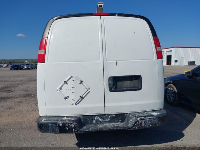GMC Savana Work Van
