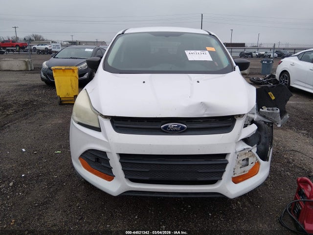 Ford Escape S