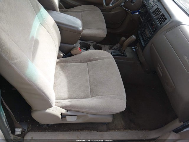 Toyota Tacoma Base V6