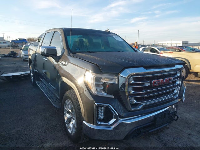 GMC Sierra 1500 4wd  Short Box Slt