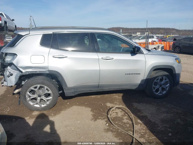 Jeep Compass Latitude 4x4