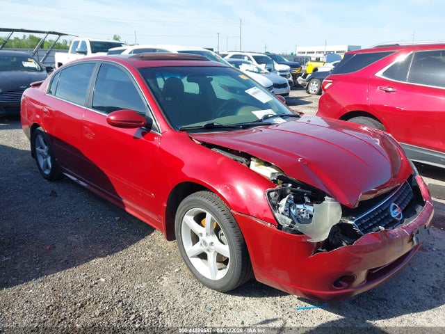 Salvage Nissan Altima Image
