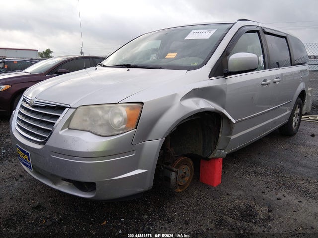 Chrysler Town & Country Touring