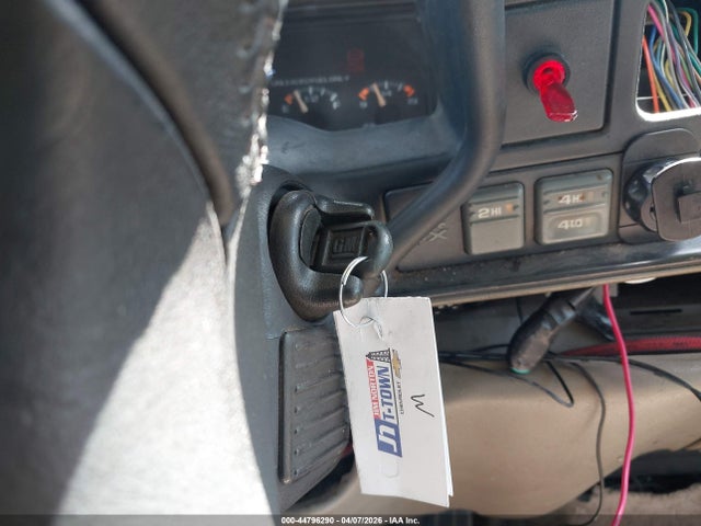 Chevrolet Suburban K1500