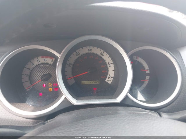 Toyota Tacoma Base V6