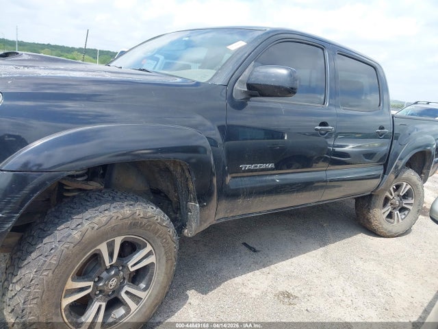 Toyota Tacoma Base V6