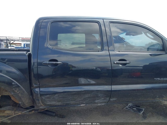 Toyota Tacoma Base V6