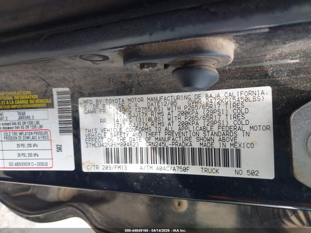 Toyota Tacoma Base V6