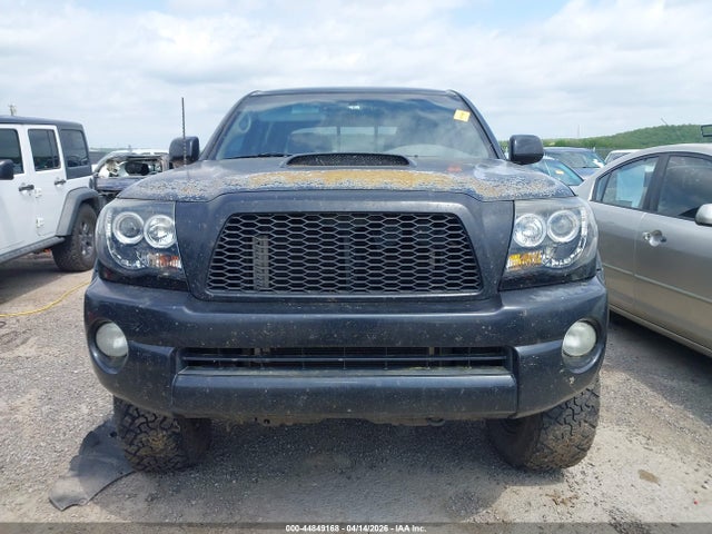 Toyota Tacoma Base V6