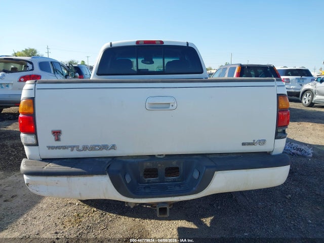 Toyota Tundra Ltd V8