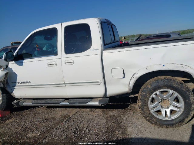 Toyota Tundra Ltd V8