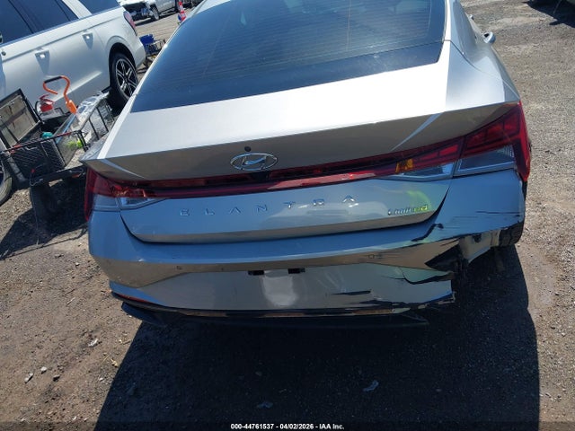 Hyundai ELANTRA Limited