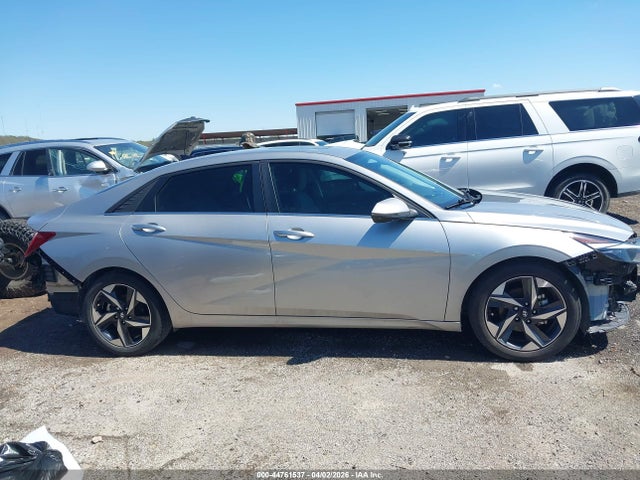 Hyundai ELANTRA Limited