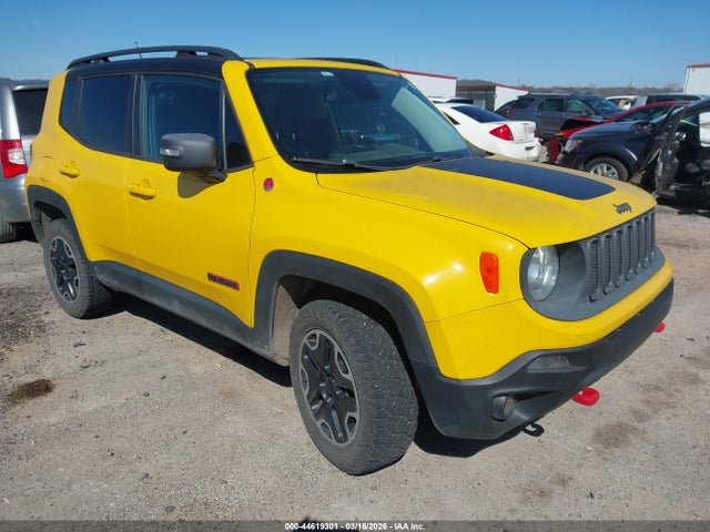 Salvage Jeep Renegade Image