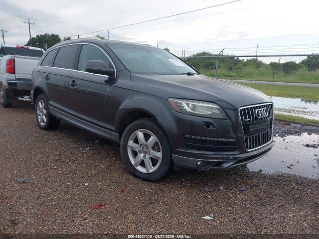 Salvage Audi Q7 Image
