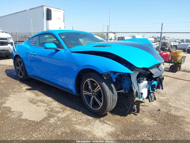 Salvage Ford Mustang Image