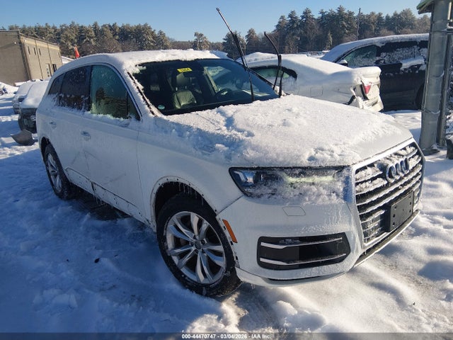 Salvage Audi Q7 Image