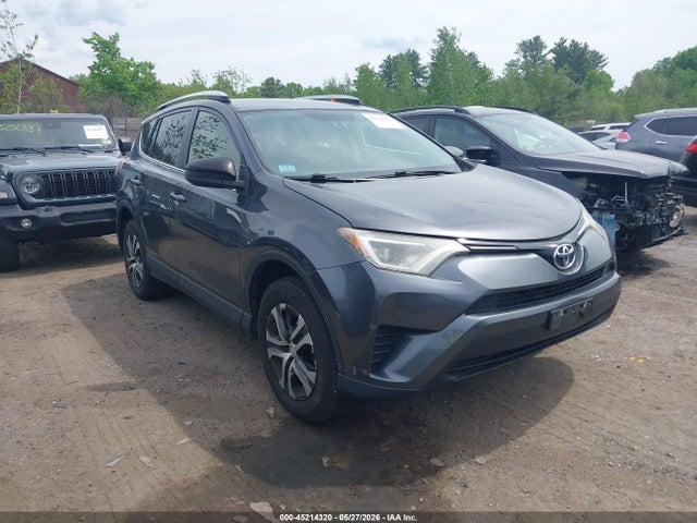 Salvage Toyota RAV4 Image