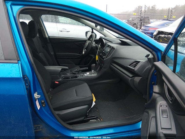 Subaru Impreza Premium 5-door