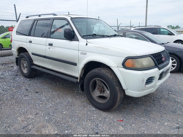 Salvage Mitsubishi Montero Sport Image