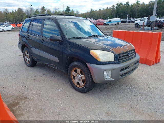 Salvage Toyota RAV4 Image
