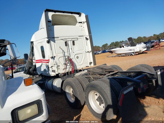 Freightliner Cascadia 125
