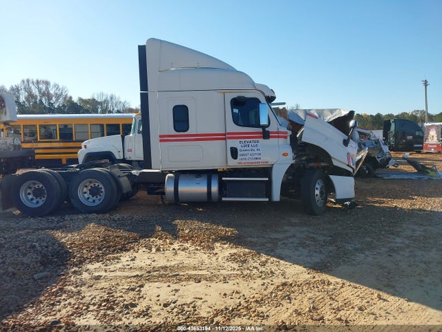 Freightliner Cascadia 125
