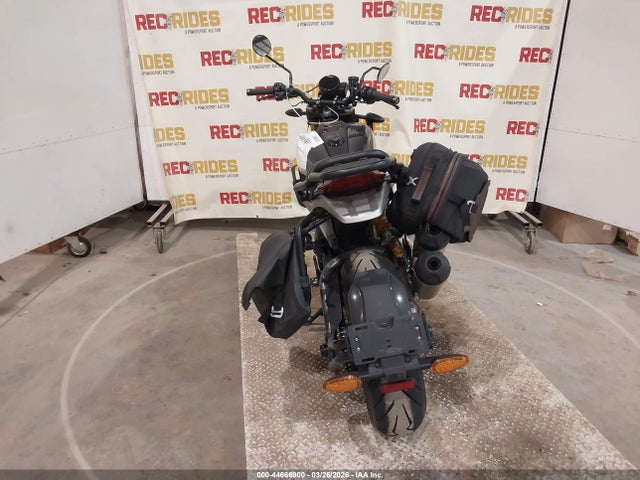 Indian Motorcycle Co. Ftr R Carbon