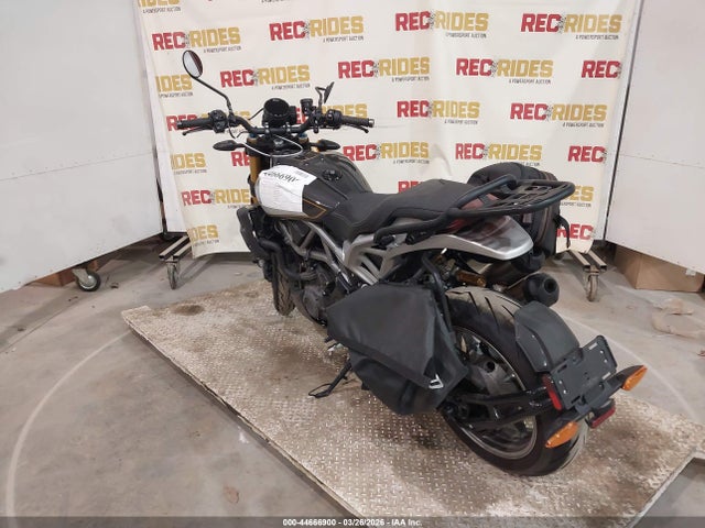 Indian Motorcycle Co. Ftr R Carbon
